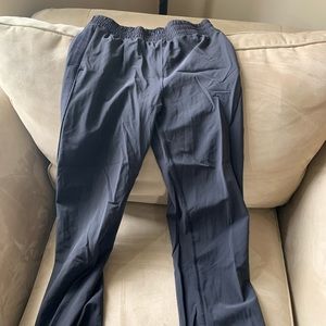 Ivivva lightweight pants, elastic bottom